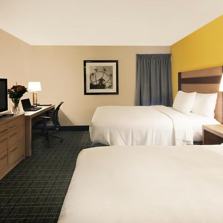 Canadas Best Value Inn Toronto Exterior foto