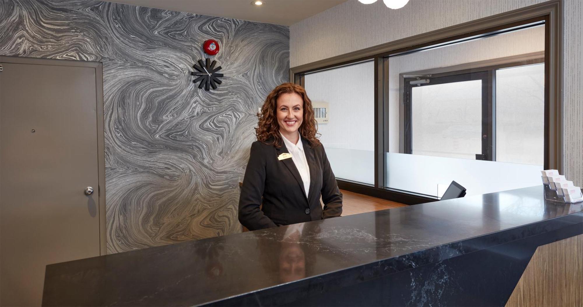 Canadas Best Value Inn Toronto Exterior foto